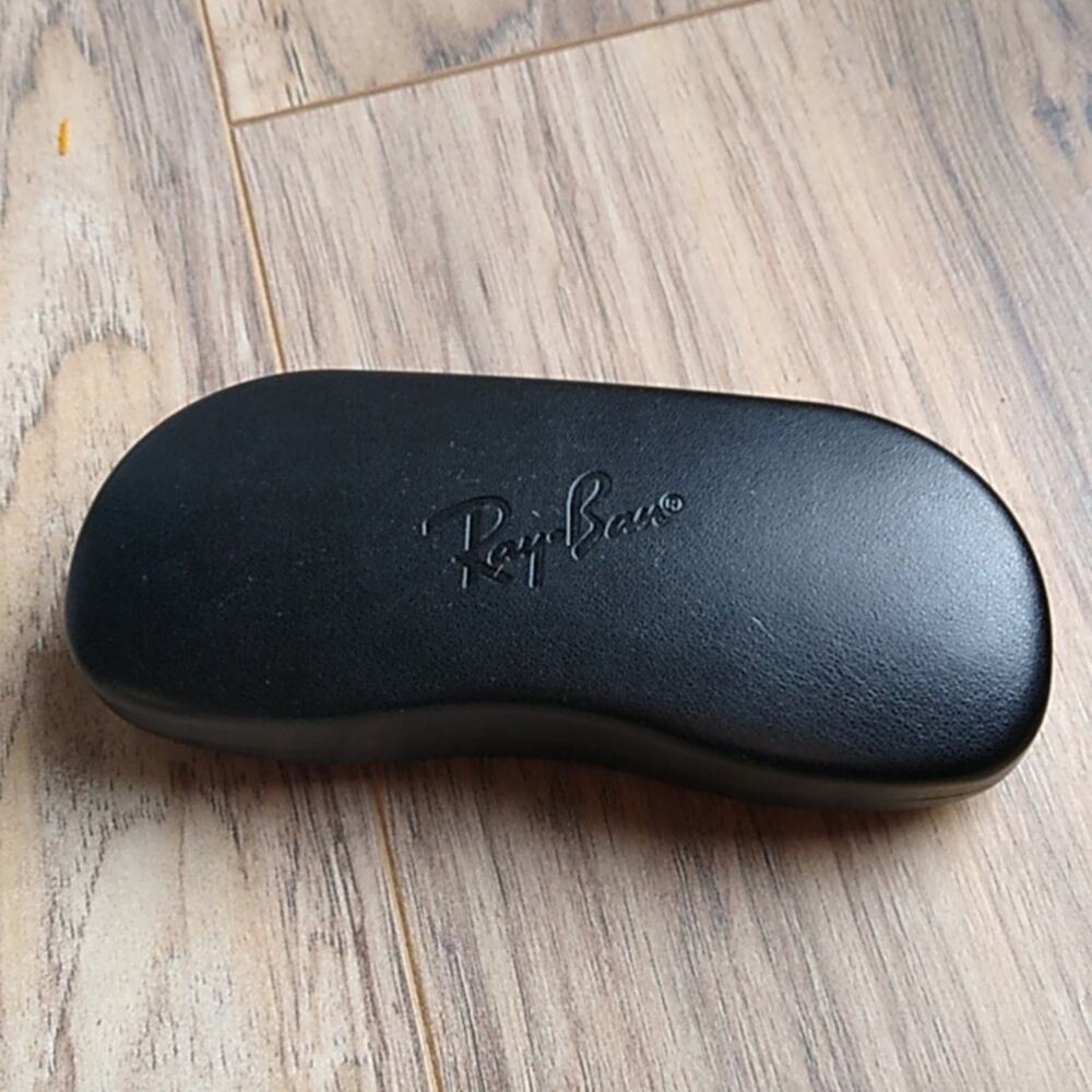 Ray Ban and Case Black Snap